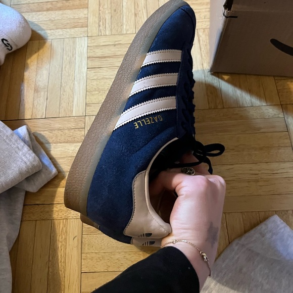 Adidas Gazelle Indigo Wonder Taupe Shoes - Picture 4 of 7